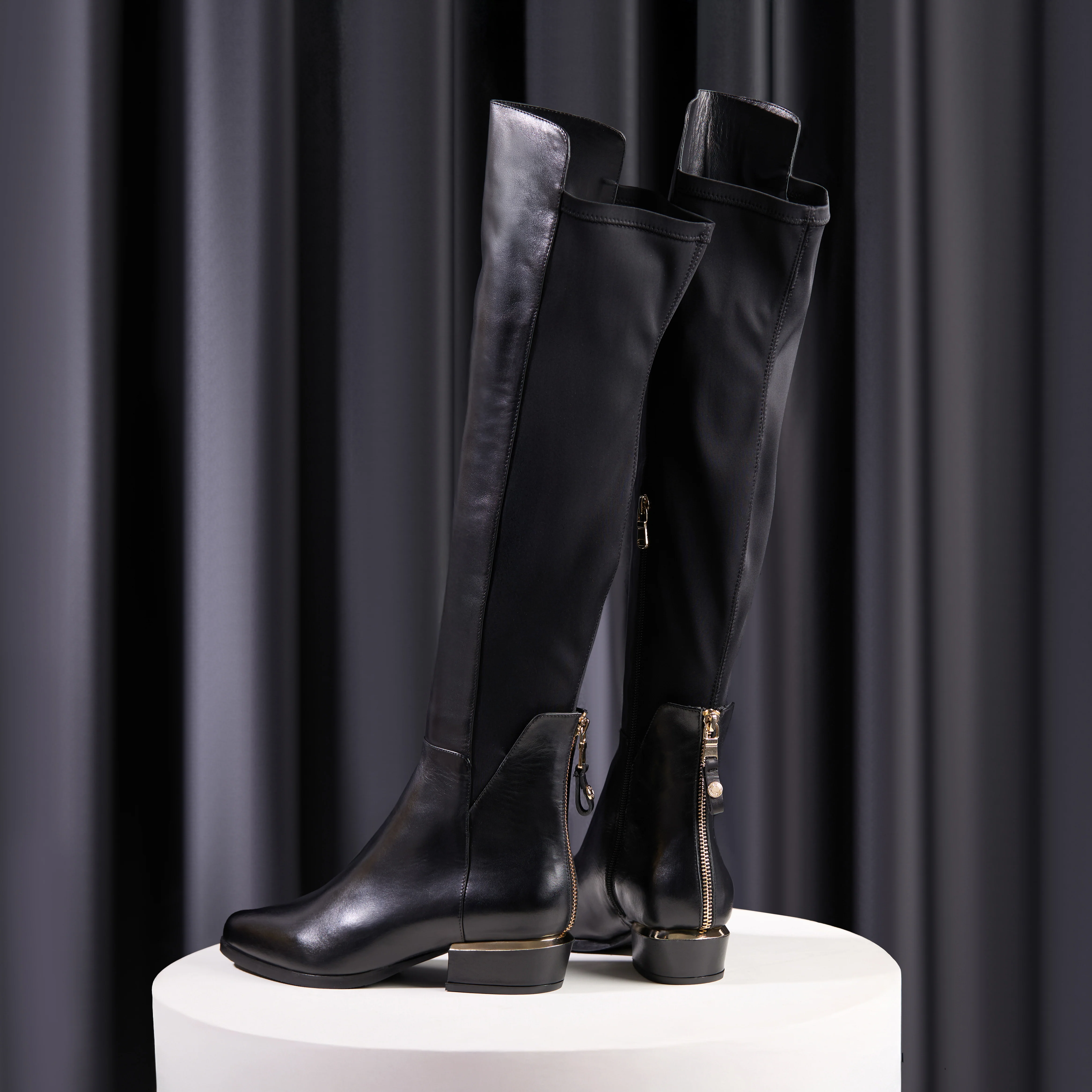 The Fairoks Black Leather Pointy Toe Knee High Women Boot - Image 16