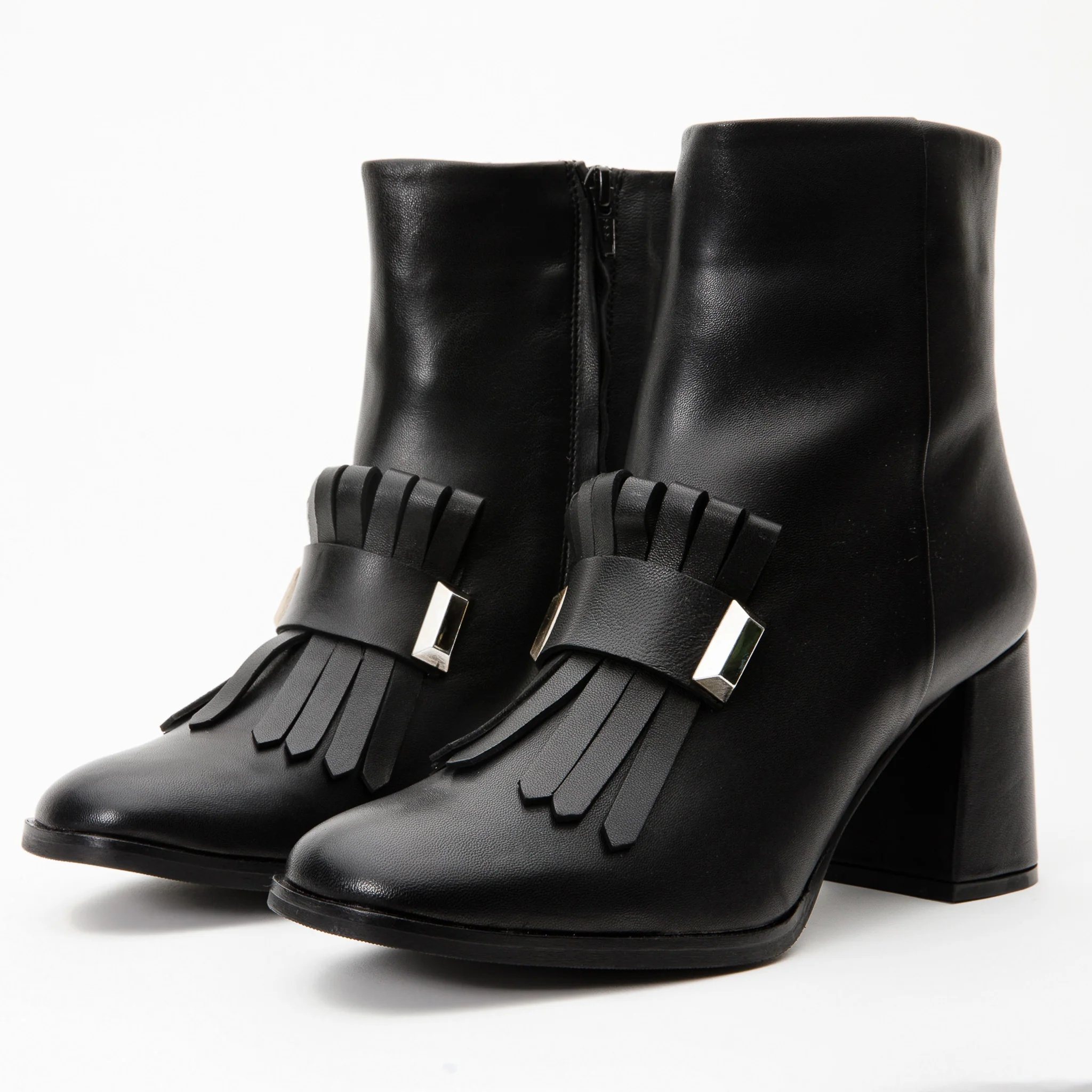 The Luksor Black Leather Block Heel Women Boot - Image 4