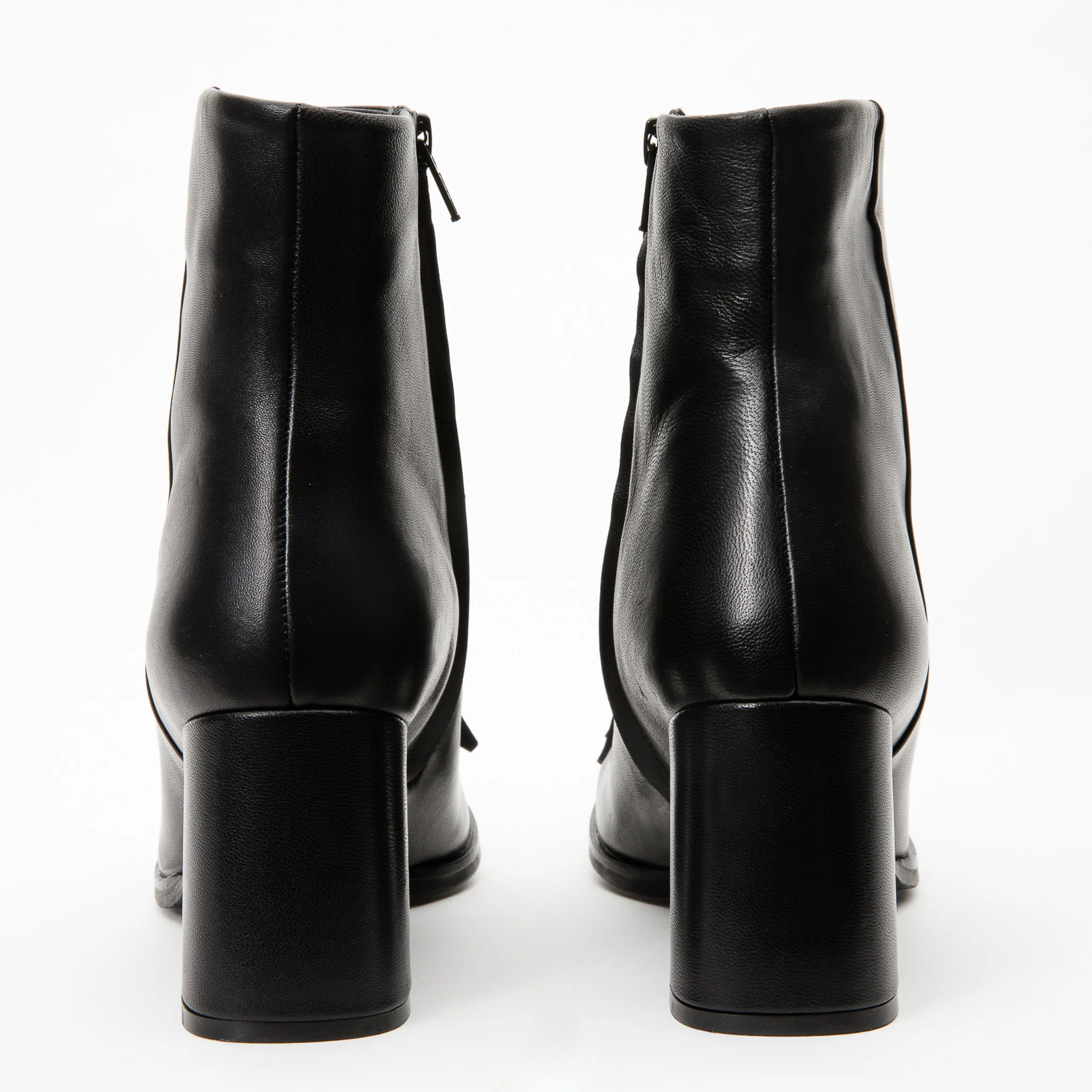 The Luksor Black Leather Block Heel Women Boot - Image 5