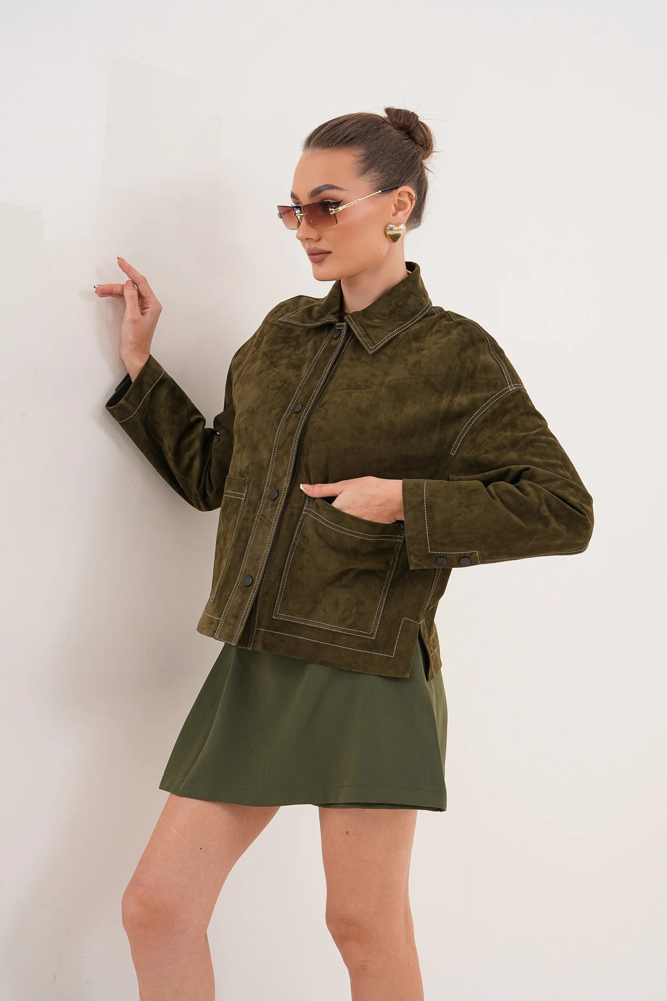 The Solviera Reversible Olive Suede Leather Jacket - Image 12